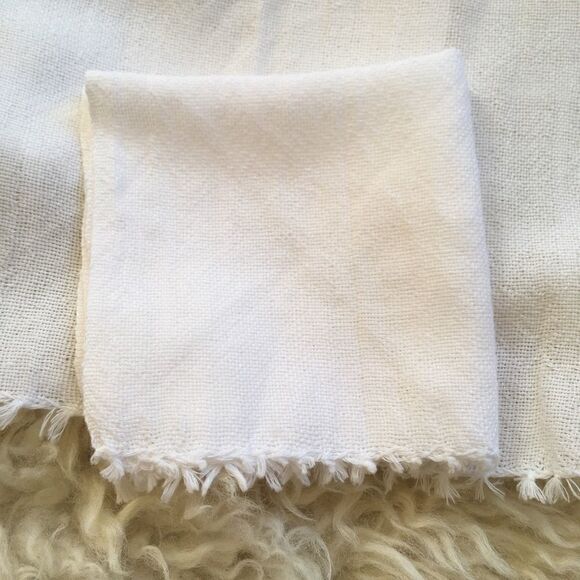 Vintage pre-1960s Set of 6 Handmade Doilies/ Handkerchieves - Picture 6 of 8